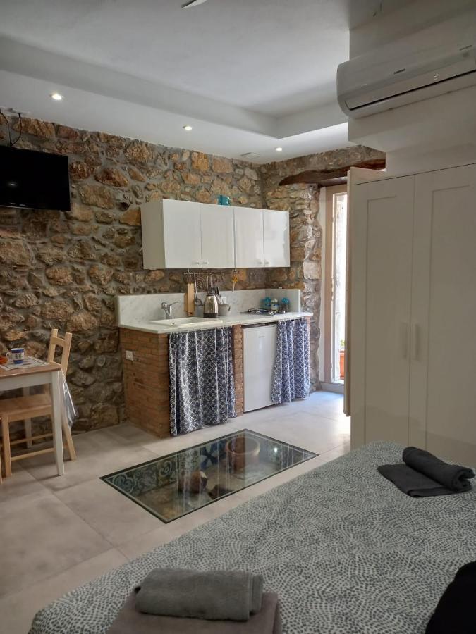 Cortile Delle Mura Apartment Cefalu